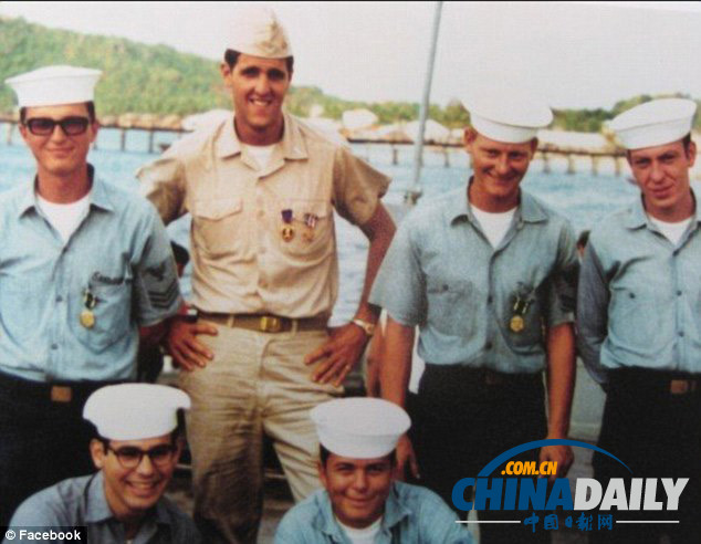 45年后 克里乘船重游昔日越戰服役地