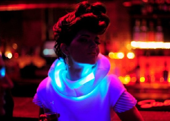 顏色依心情而定 高科技毛衣讀懂你的心!