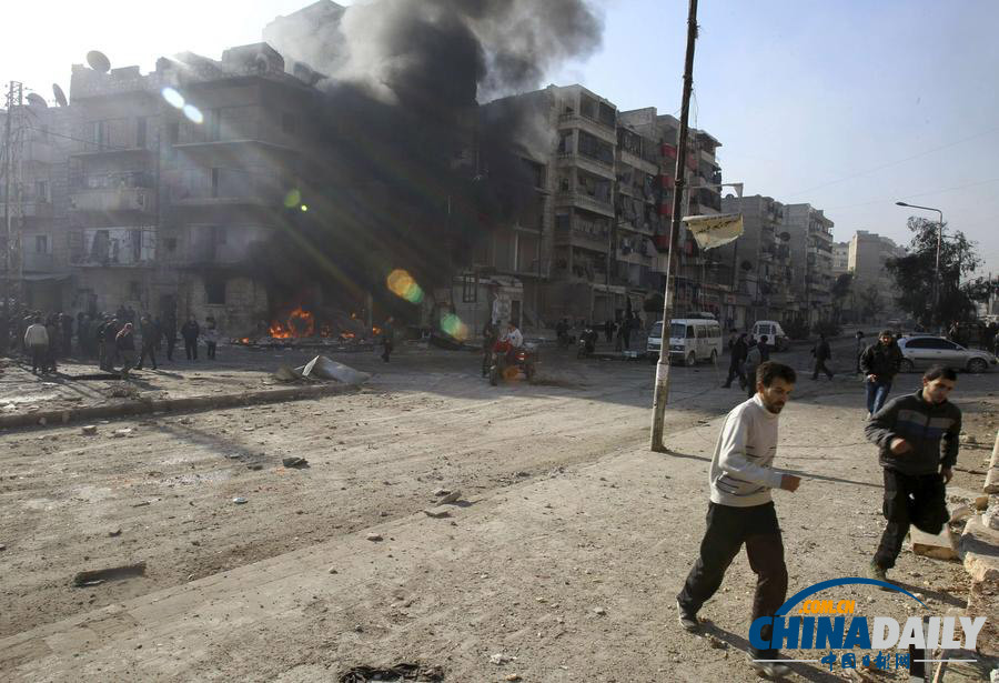 敘城市阿勒頗連遭8天空襲 已致300余人死亡