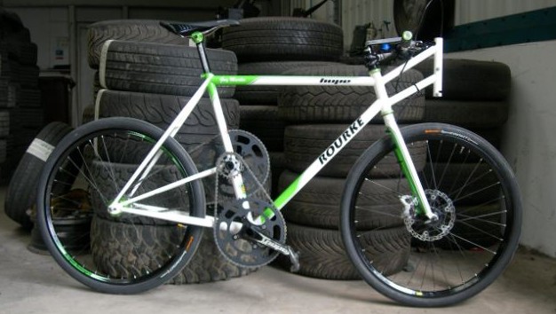 時速181公里！英國牛人打造超級山地車破世界紀錄