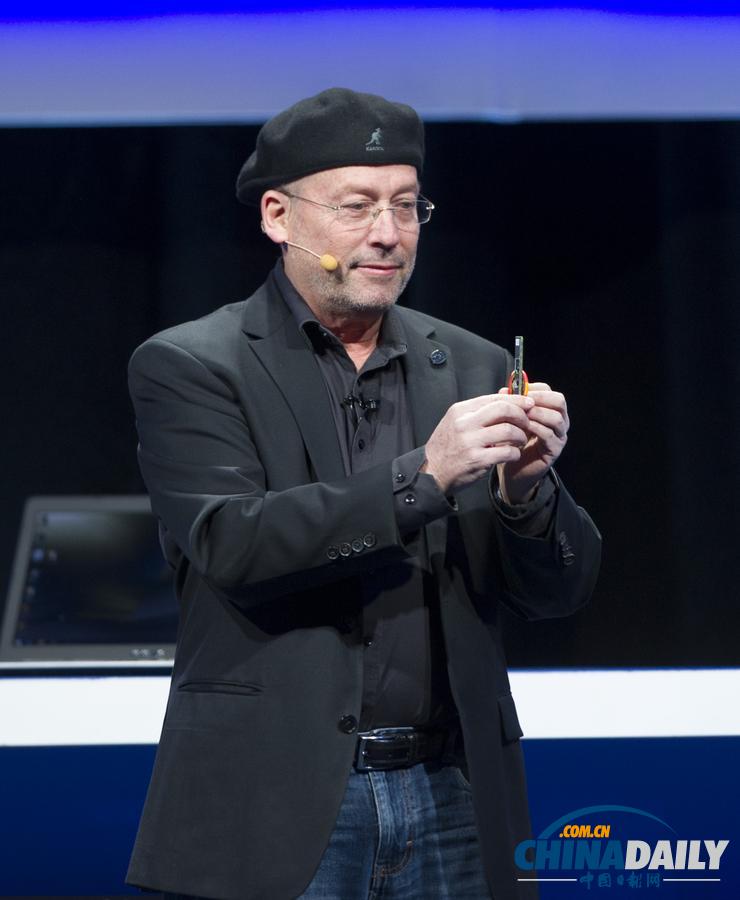 3D攝像頭、超高清曲面電視 國際消費電子展新品迭出