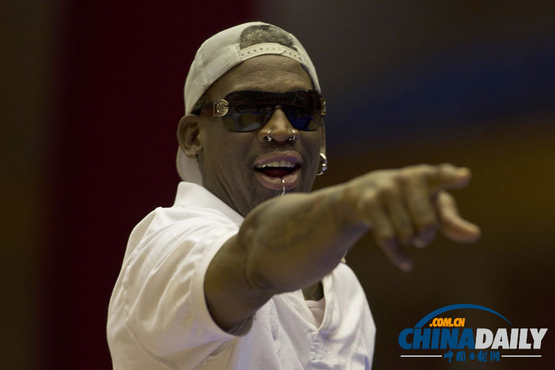 朝鮮用印有金正恩羅德曼頭像伏特加招待前NBA球星