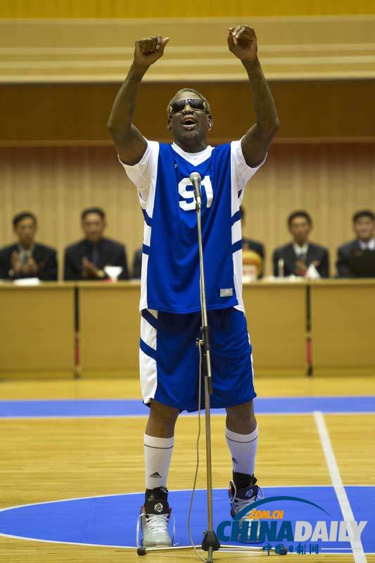 金正恩生日當天攜李雪主看籃球賽