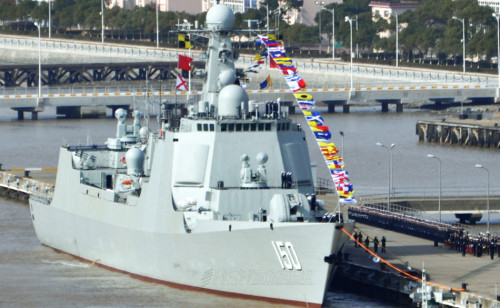 【盤點】中國海軍一年入列的17艘軍艦