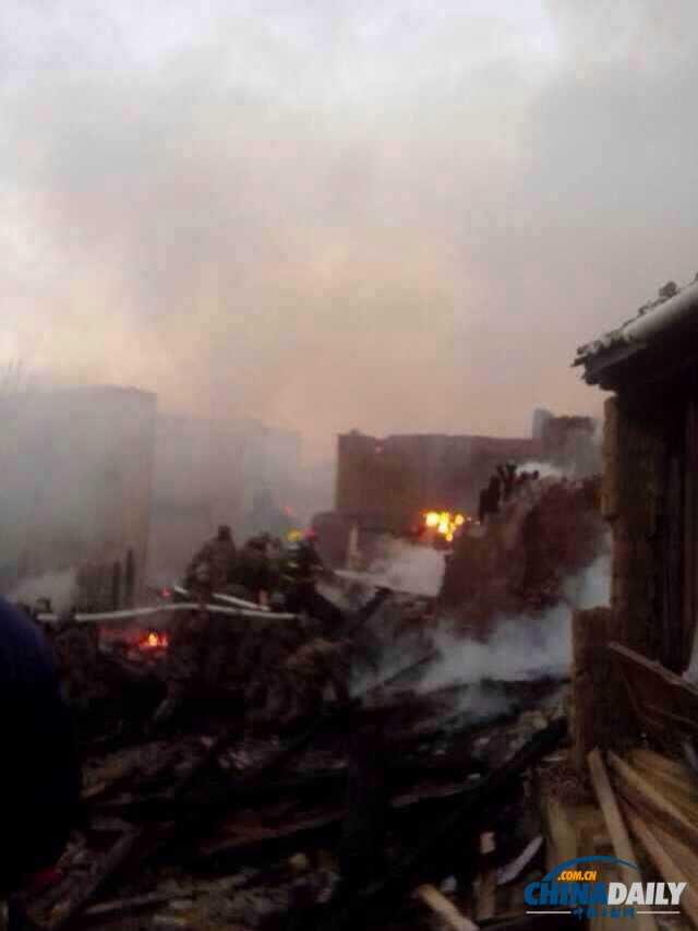 組圖：云南香格里拉獨克宗古城今日凌晨突發(fā)大火