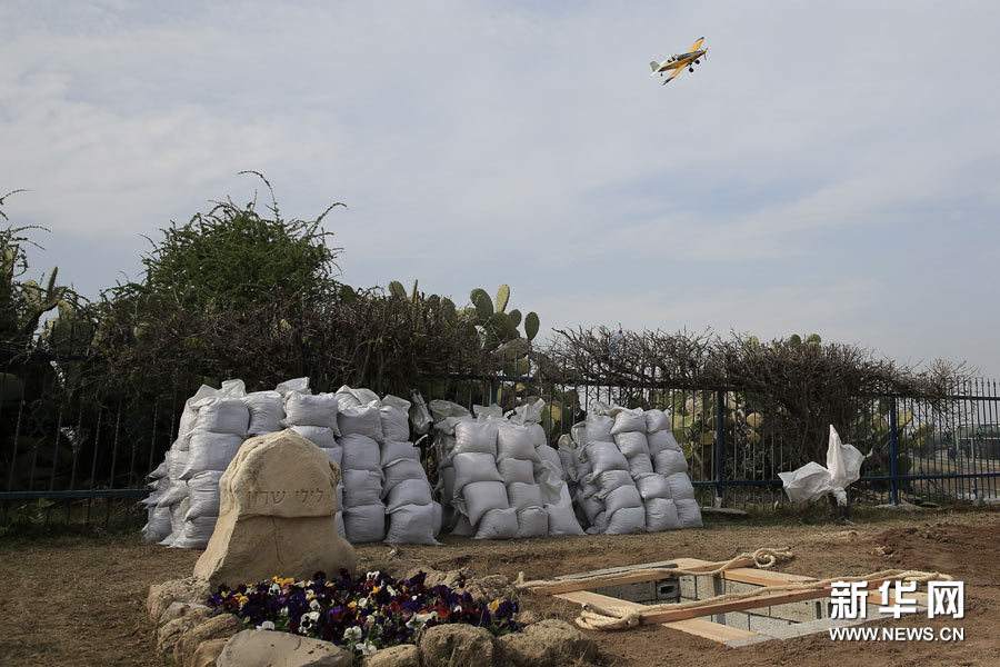 以色列前總理沙龍安葬地準備就緒 家族農場降半旗