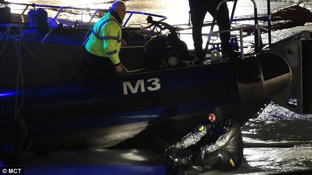 美3名華裔學(xué)生跳入冰河撿手機 2死1傷