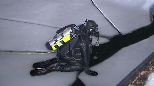 美3名華裔學生跳入冰河撿手機 2死1傷