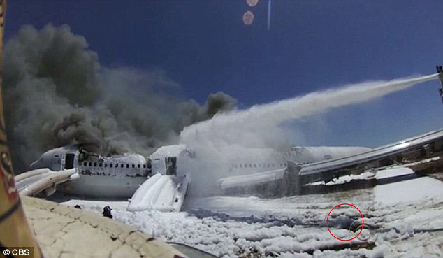 新視頻揭葉夢圓死亡真相：兩輛消防車碾壓身體