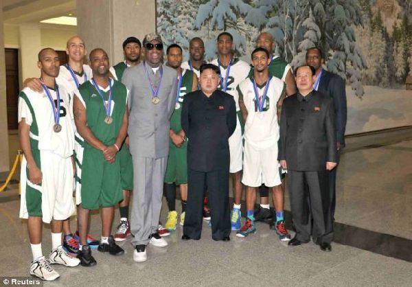 同伴透露羅德曼在朝酗酒：杯杯滿 獲贈特制伏特加