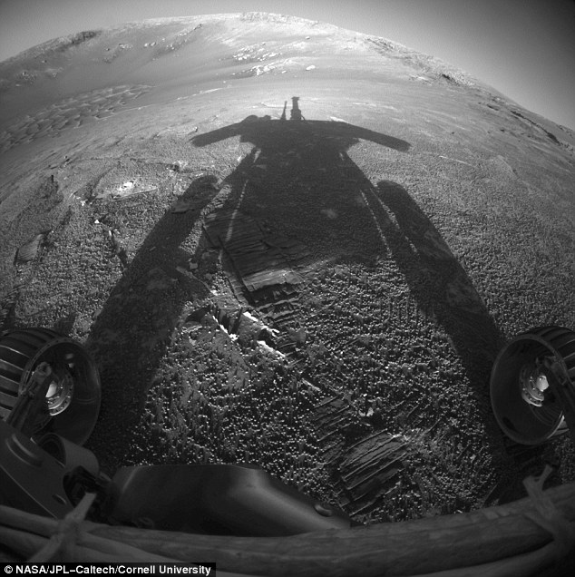 火星車圖片展在美開幕 十年火星旅程精彩無限(組圖)