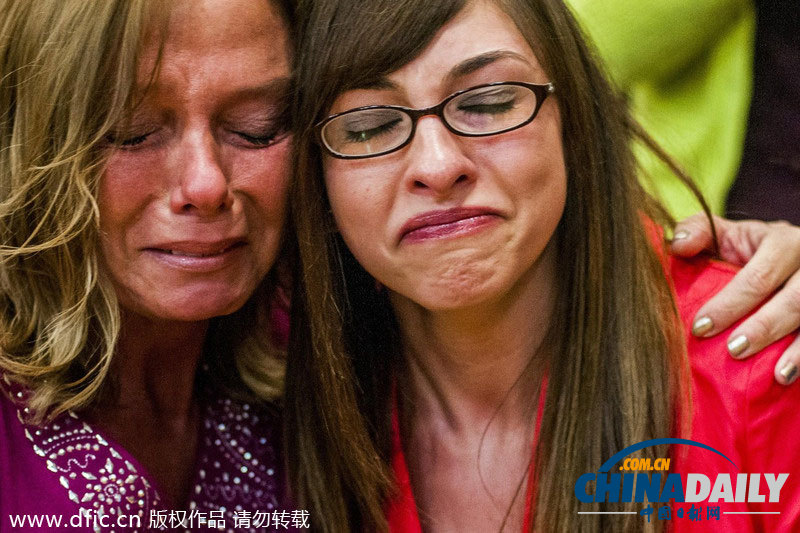 150名駐阿美軍士兵回家 團(tuán)聚場(chǎng)面溫馨感人