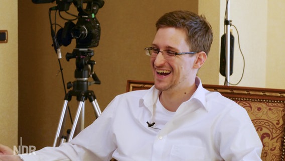 斯諾登首次在俄接受電視采訪 稱所有機密文件已交媒體