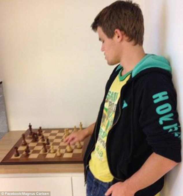 23歲國際象棋棋王9步將死比爾·蓋茨