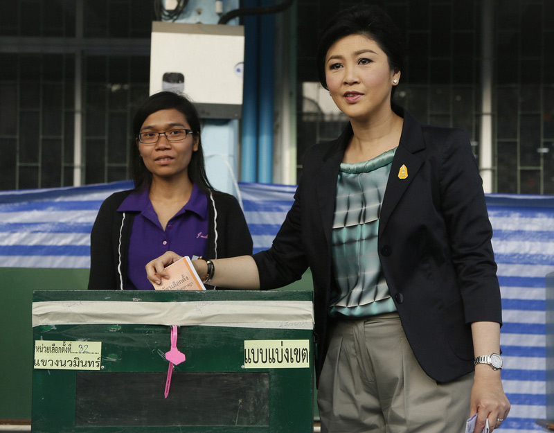 泰國大選如期舉行 總理英拉帶頭投票