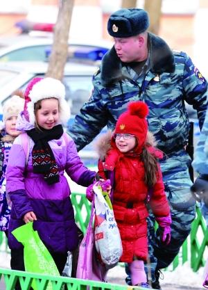 高中生校園劫持20名人質(zhì) 俄加強(qiáng)冬奧會(huì)安保