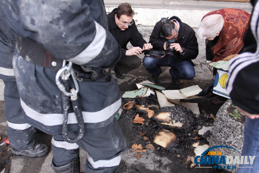 波黑抗議暫告結束 沖突現場一片狼藉