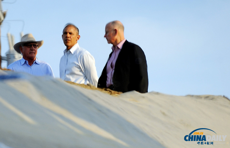 奧巴馬視察農場旱情 安保嚴密直升機護駕如臨大敵