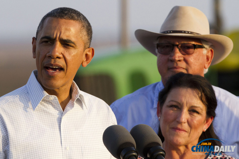 奧巴馬視察農場旱情 安保嚴密直升機護駕如臨大敵
