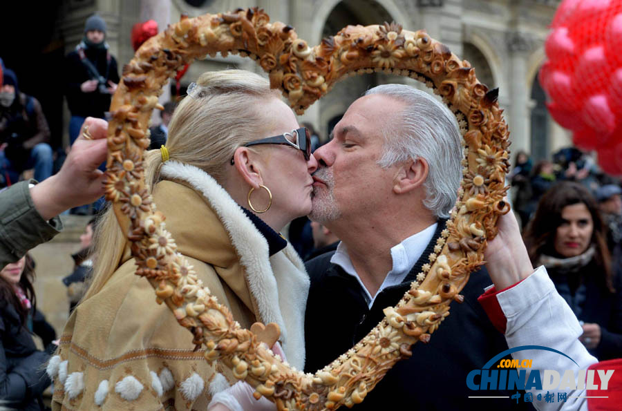 一周看天下:廖凡擒“熊”