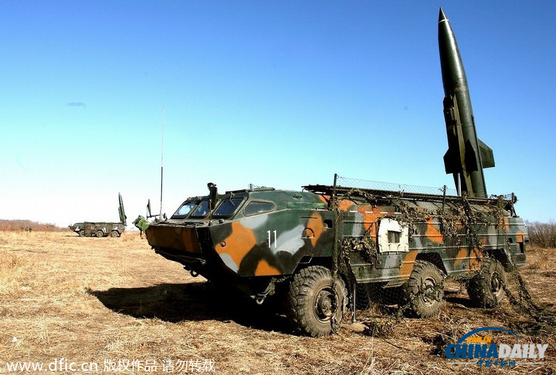 俄羅斯再“秀肌肉”舉行大規(guī)模軍演 約1.5萬人參加