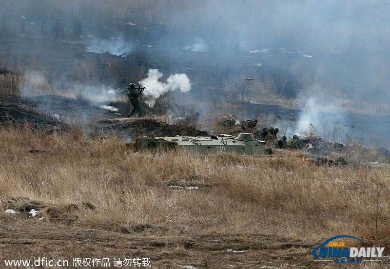 俄羅斯再“秀肌肉”舉行大規模軍演 約1.5萬人參加