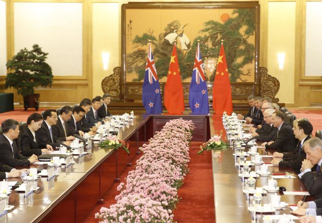 李克強同新西蘭總理約翰•基舉行會談