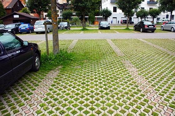 逛步行街喝咖啡 瑞士農村人竟這樣生活