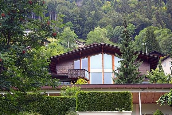 逛步行街喝咖啡 瑞士農村人竟這樣生活