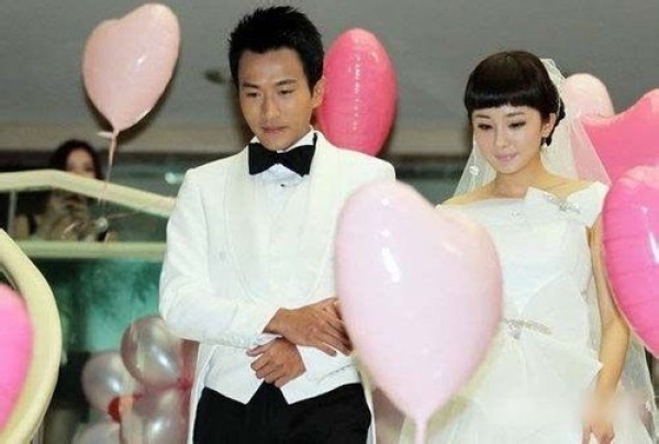 吳奇隆劉詩(shī)詩(shī)17歲之差 港臺(tái)大叔都愛(ài)找內(nèi)地嫩妻？