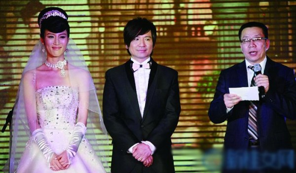 吳奇隆劉詩(shī)詩(shī)17歲之差 港臺(tái)大叔都愛(ài)找內(nèi)地嫩妻?