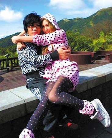 吳奇隆劉詩詩17歲之差 港臺大叔都愛找內地嫩妻？