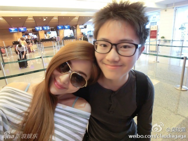 41歲辣媽身材賽少女 與兒子合照似姐弟驚呆網友