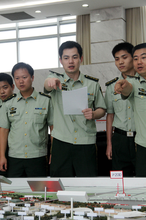 Expo before self, his motto