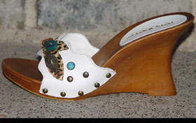 “厚底鞋”怎么說？