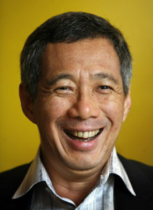 最貴的首腦?新加坡總理領取布什五倍年薪