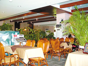 大學生就業 先“補課”創業 