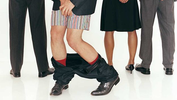 Embarrassed、embarrassing 與 awkward 三個表示“尷尬的”單詞的區別