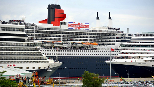 三艘冠達游輪南安普頓向女王致敬
