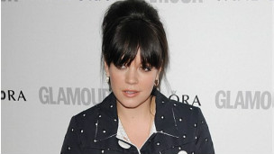 莉莉•艾倫推特確認(rèn)回歸樂壇