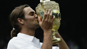 彈指一揮間：溫網賽前費德勒憶首次奪冠