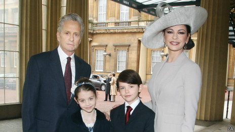 道格拉斯與澤塔-瓊斯將暫時分開