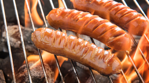 Processed meat 'causes cancer' - WHO 世衛組織:常吃加工肉制品增加患癌幾率