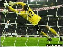 Two Down, Three To Go 曼聯(lián)三場球后見分曉