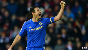 神燈遭冷去向成迷 藍軍遭冷老板成礙