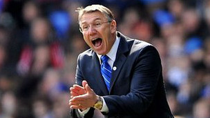 關注政見勝足球 保級換帥未必行