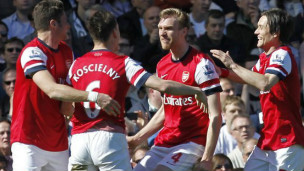 迪卡尼奧再贏 阿森納險(xiǎn)勝