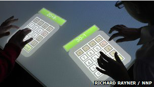 “在線(xiàn)考試將在十年內(nèi)取代傳統(tǒng)筆試”