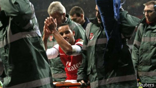 霍奇森和溫格的雙重打擊