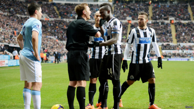 曼城紐卡火藥對抗 陶工紅軍進球為樂